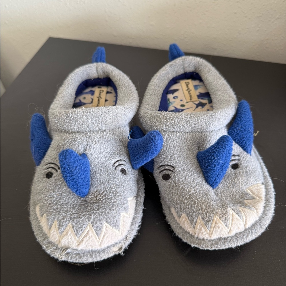Kids Shark slippers